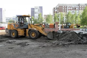 Фото: Фонтан и новые деревья: мэр Кемерова рассказал о ремонте сквера в Шалготарьяне 1