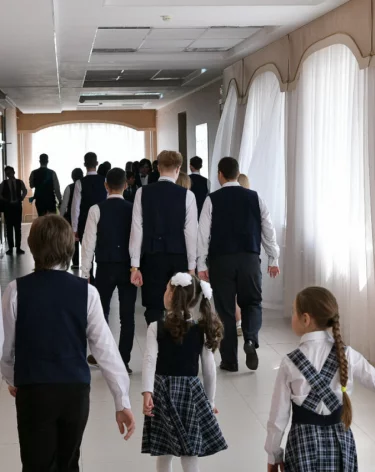 Соцсети: предмет, похожий на гранату, нашли дети в кемеровской школе