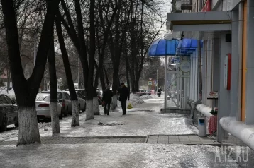 Фото: В понедельник кузбассовцев ожидают гололедица и морозы до -40 1