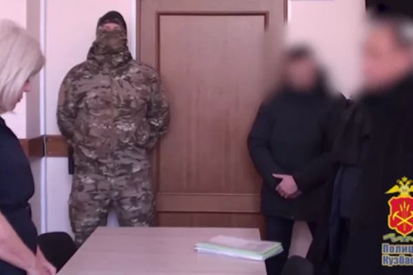 Кемеровчанина лишили гражданства России: он угрожал безопасности страны