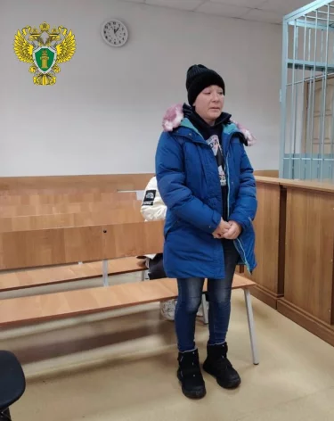 В Свердловской области вынесли приговор женщине, посадившей сына на цепь