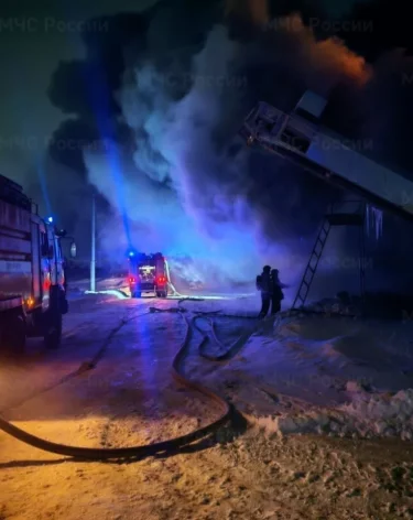 В Чувашии на птицефабрике произошёл пожар на площади 2100 квадратных метров