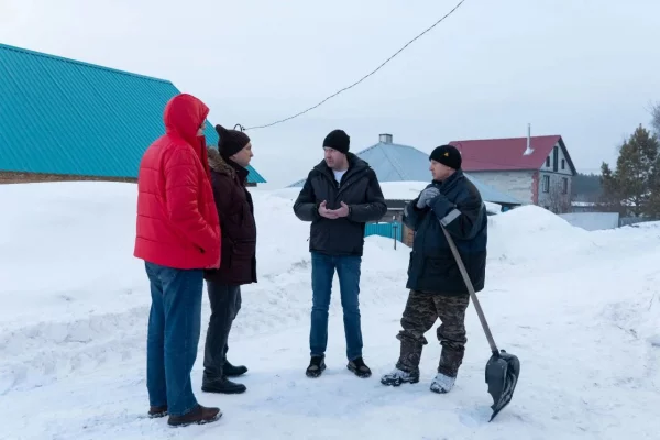 Глава Кемерова проверил очистку дорог от снега в частном секторе