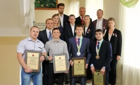 Кузбасским спортсменам вручили областные премии за победы на крупных соревнованиях