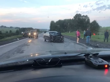Фото: На кузбасской трассе произошло смертельное ДТП с участием ВАЗ и Toyota 1