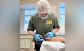 Первые госпитализации: кузбассовцам рассказали, что делать при обморожении