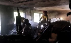 Два человека погибли и 7 пострадали при взрыве газа в пятиэтажке в Свердловской области