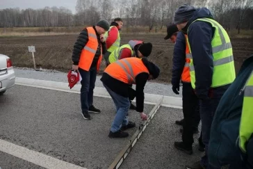 Фото: Комиссия приступила к поиску дефектов на новой дороге в обход Кемерова 5