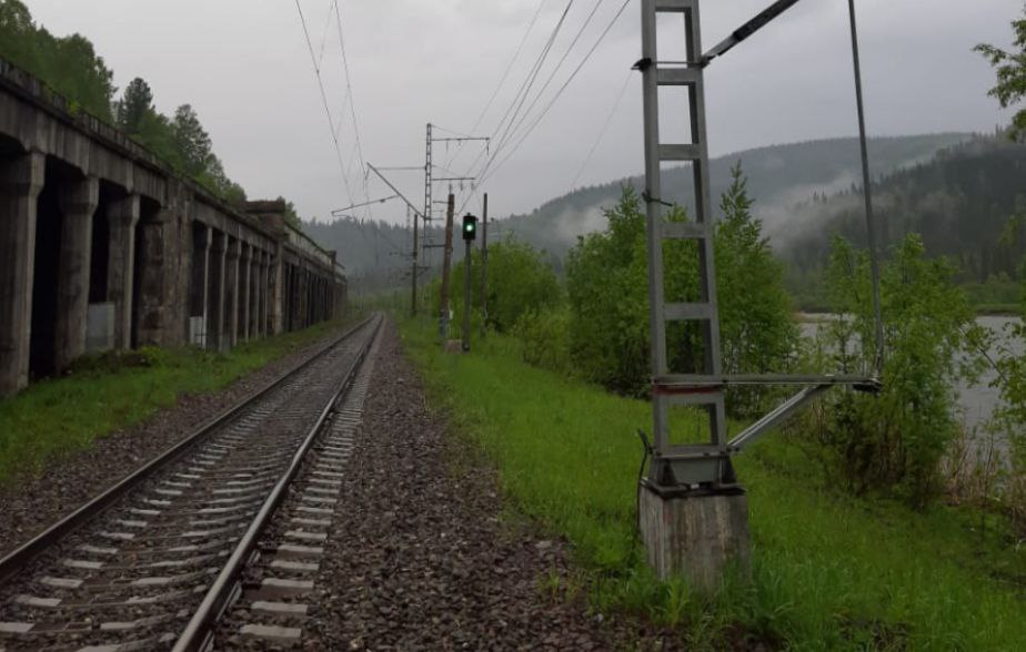 Ехавшего из Междуреченска в Хакасию на грузовом поезде мужчину нашли мёртвым возле ж\д путей