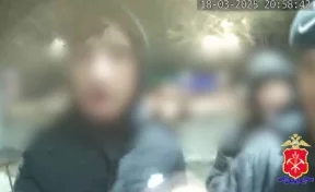 В Кузбассе школьники поиграли с домофоном: шалость привлекла внимание полиции