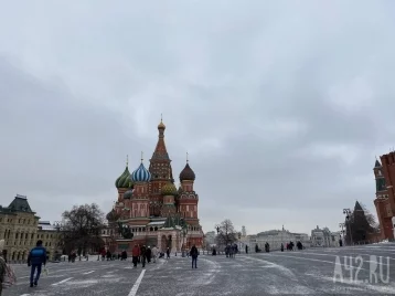 Фото: ТАСС: Асад с семьёй прилетел в Москву 1