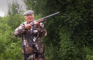 Фото: Самый пожилой охотник Кузбасса продемонстировал мастерство стрельбы сотрудникам Росгвардии 1