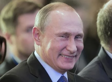 Фото: «Не отвлекайся»: Путин дважды подколол главу Татарстана 1
