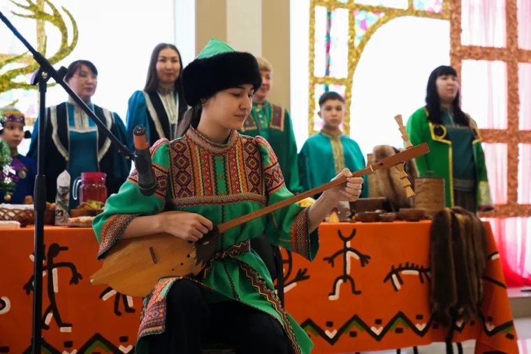 Фото: В Кузбассе шорцы и телеуты отметили праздники с обрядами лепки пельменей 2