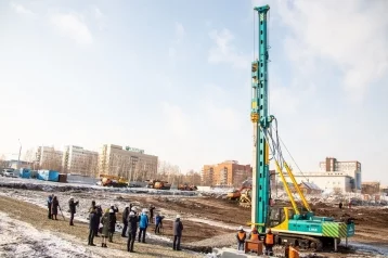 Фото: Сергей Цивилёв прокомментировал строительство здания налоговой в Кемерове 1