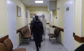 В Кузбассе полицейские поймали двух мотокурьеров с крупной партией мефедрона