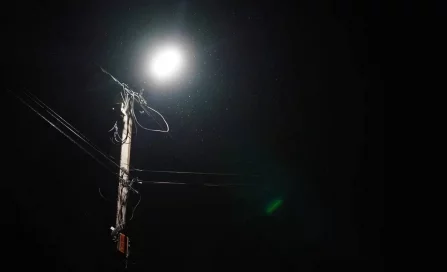 В Кемерове на тёмной улице за неделю провели освещение после жалоб губернатору