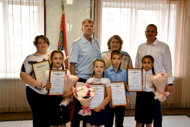В Кузбассе вручили награды победителям детского конкурса «Полицейский Дядя Стёпа»