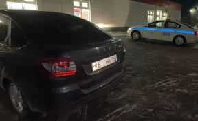 Жительница Кузбасса пошла на хитрость, чтобы скрыть номер авто от камер