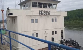 Два теплохода столкнулись на реке в Иркутской области 