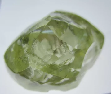 Фото: В Лесото нашли редкий жёлтый алмаз 1