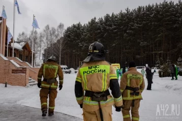 Фото: В Кузбассе из-за неосторожности почти полностью сгорел дом в СНТ 1