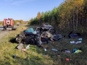 Фото: Четыре человека погибли в ДТП с фурой на трассе Новосибирск — Ленинск-Кузнецкий 2