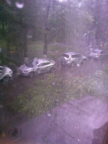 Фото: Кемеровчане делятся в соцсетях снимками последствий ночного урагана 2