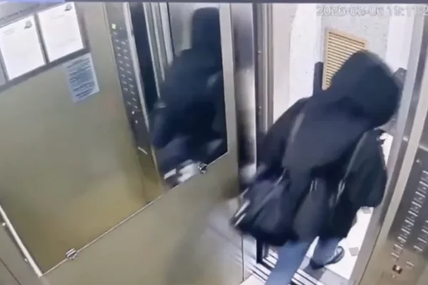 20-летняя москвичка по заданию мошенников прилетела во Владивосток и взломала сейф