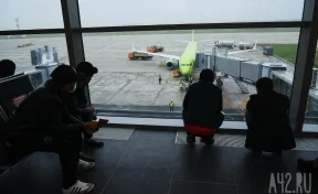 Турист из России прожил в аэропорту на Пхукете две недели, оставшись без денег 