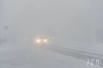 Фото: В Кузбассе из-за погоды ограничили движение на участке трассы Р-255 1