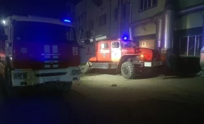 В Кемерове загорелся производственный цех на площади в 200 квадратных метров