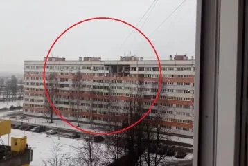 Фото: Взрыв в доме в Санкт-Петербурге попал на видео 1