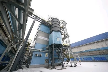 Фото: Снизит выбросы: в Новокузнецке запустили новую систему газоочистки на алюминиевом заводе 1