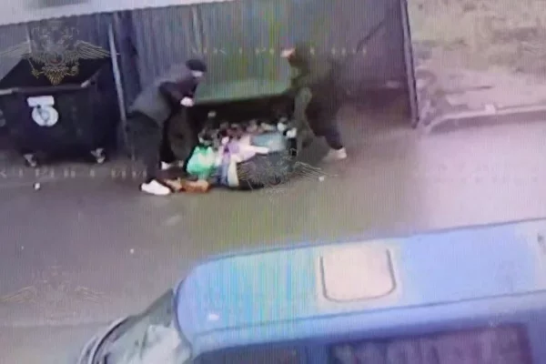 Житель Чувашии избил мужчину и завалил его мусором