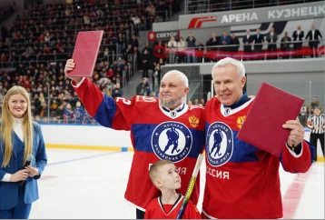 Фото: В Новокузнецке начала работу хоккейная академия Фетисова 1
