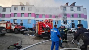 Фото: Пять человек погибли во время пожара на Чукотке 1