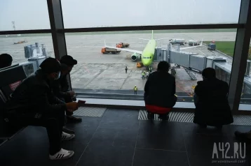 Фото: Турист из России прожил в аэропорту на Пхукете две недели, оставшись без денег  1