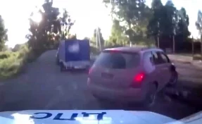 В Кузбассе инспекторы ГИБДД устроили погоню за пьяным водителем без прав