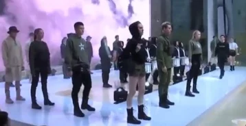 Фото: Тимати совместно с «Армией России» представил коллекцию одежды в стиле милитари 1