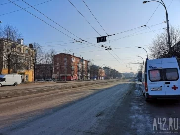 Фото: Из-за годовщины трагедии в «Зимней вишне» в Кемерове перекрыли проспект Ленина 1
