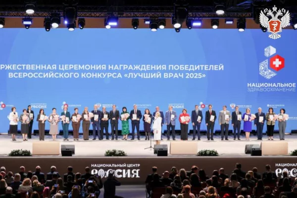 Педиатр и медсестра из Кузбасса получили награды всероссийского конкурса