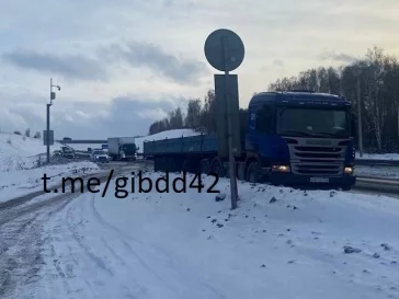 Фото: На трассе в Прокопьевском округе произошло сразу 5 ДТП 1