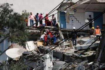 Фото: В Мексике объявили трёхдневный траур по жертвам землетрясения 1