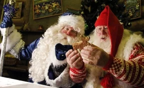 В Совфеде предостерегли от трансформации Дедов Морозов в Санта Клаусы