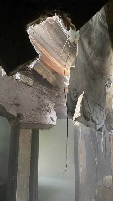 Фото: В Новокузнецке рухнула крыша пятиэтажки 2