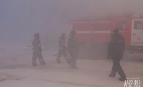 Спустя несколько минут после боя курантов в центре Кемерова загорелся дом