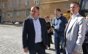 Мэр рассказал о последствиях экономии при проведении торгов на ремонт дворов в Кемерове