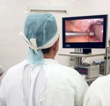Фото: Кемеровские хирурги удалили пациентке огромную опухоль в позвоночнике 1