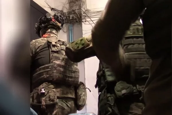 В Кузбассе силовики задержали участников ОПГ, обкрадывавших угольные предприятия
